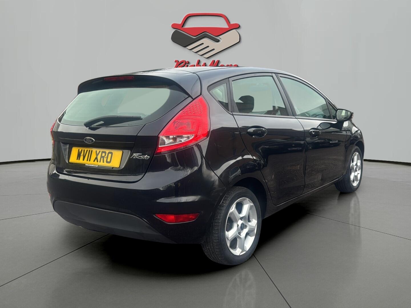 Used Ford Fiesta 2011 for sale - 76592706: Photo 4