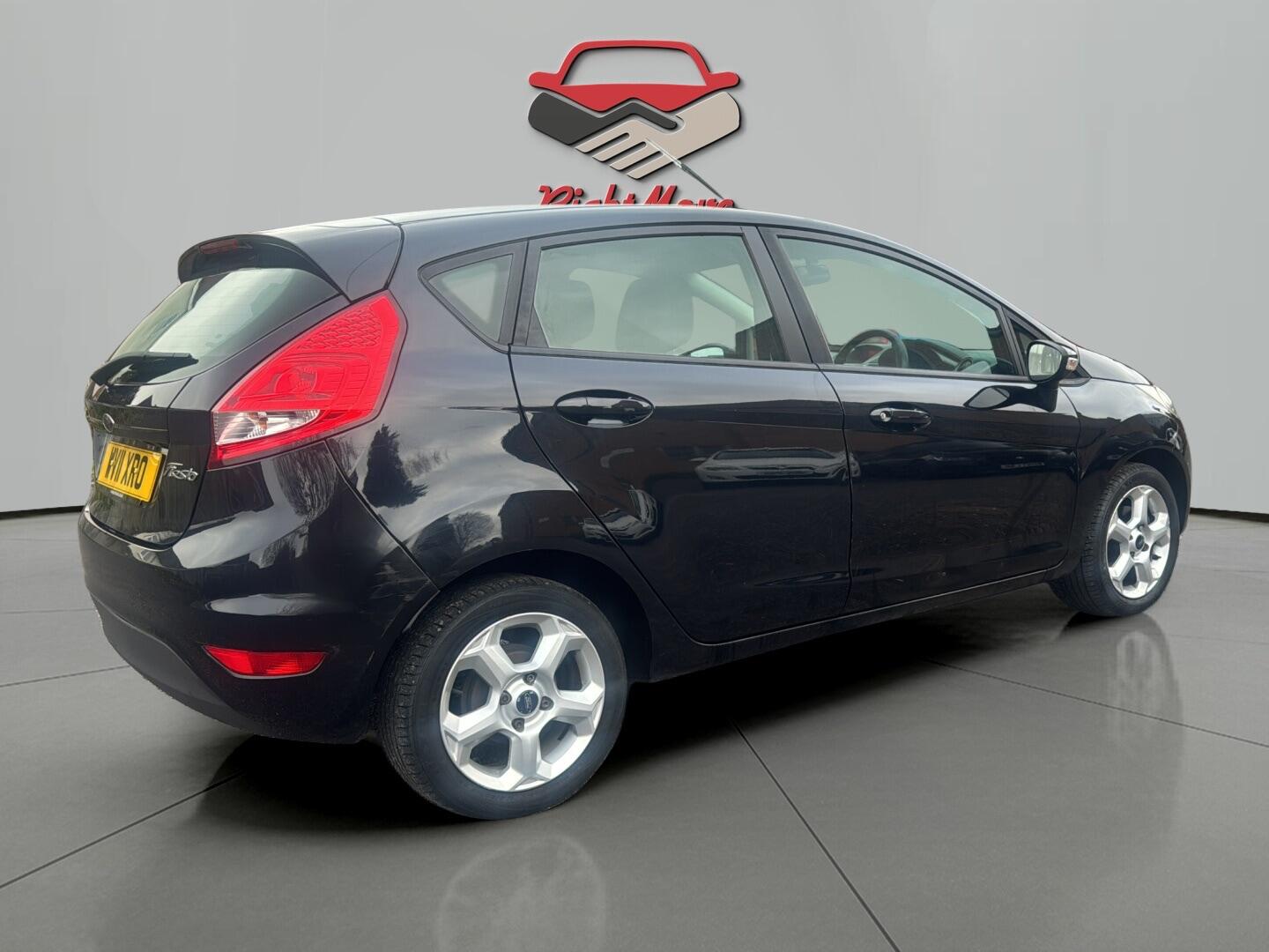 Used Ford Fiesta 2011 for sale - 76592706: Photo 7