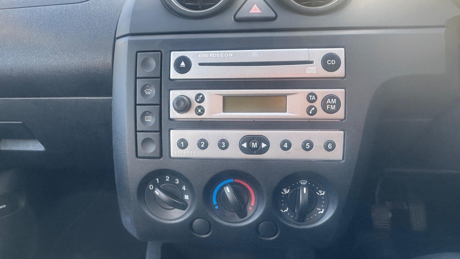 Used Ford Fiesta 2005 for sale - 77838861: Photo 13