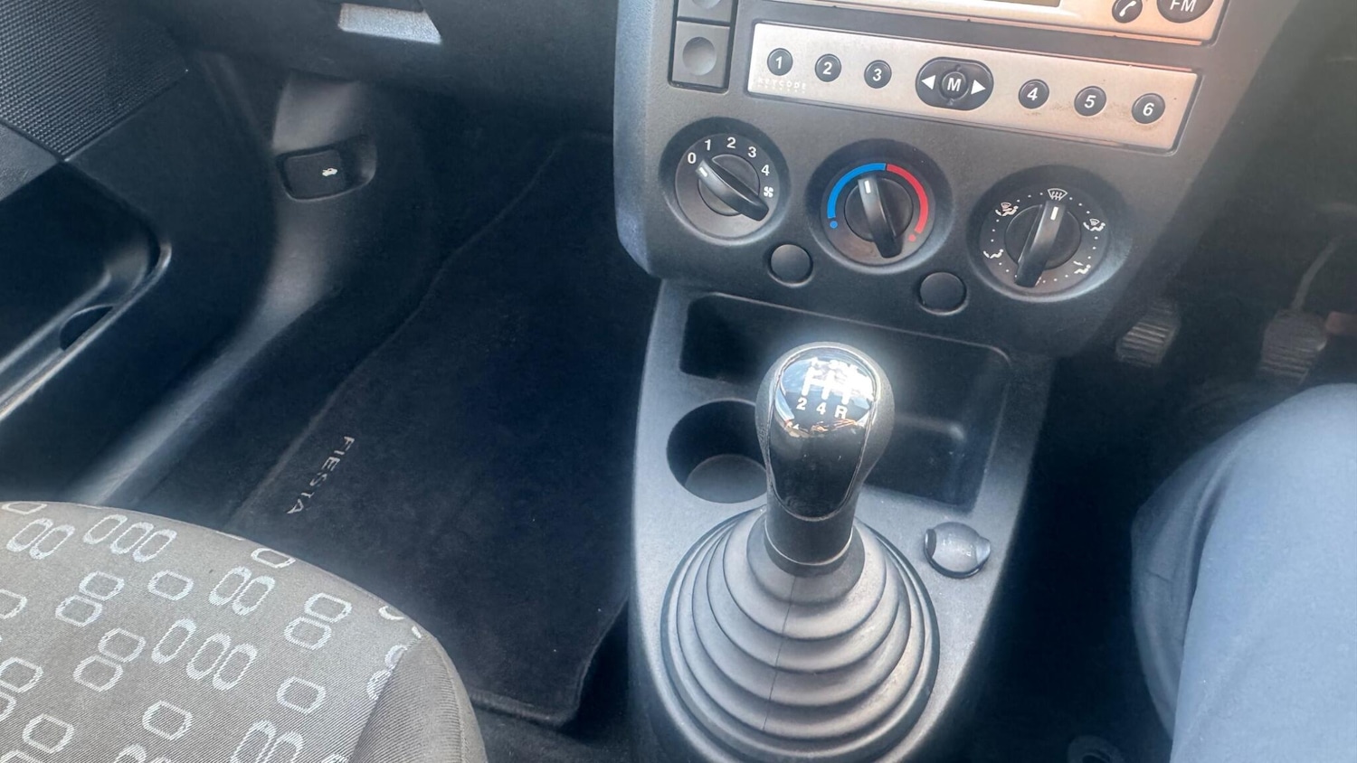 Used Ford Fiesta 2005 for sale - 77838861: Photo 14