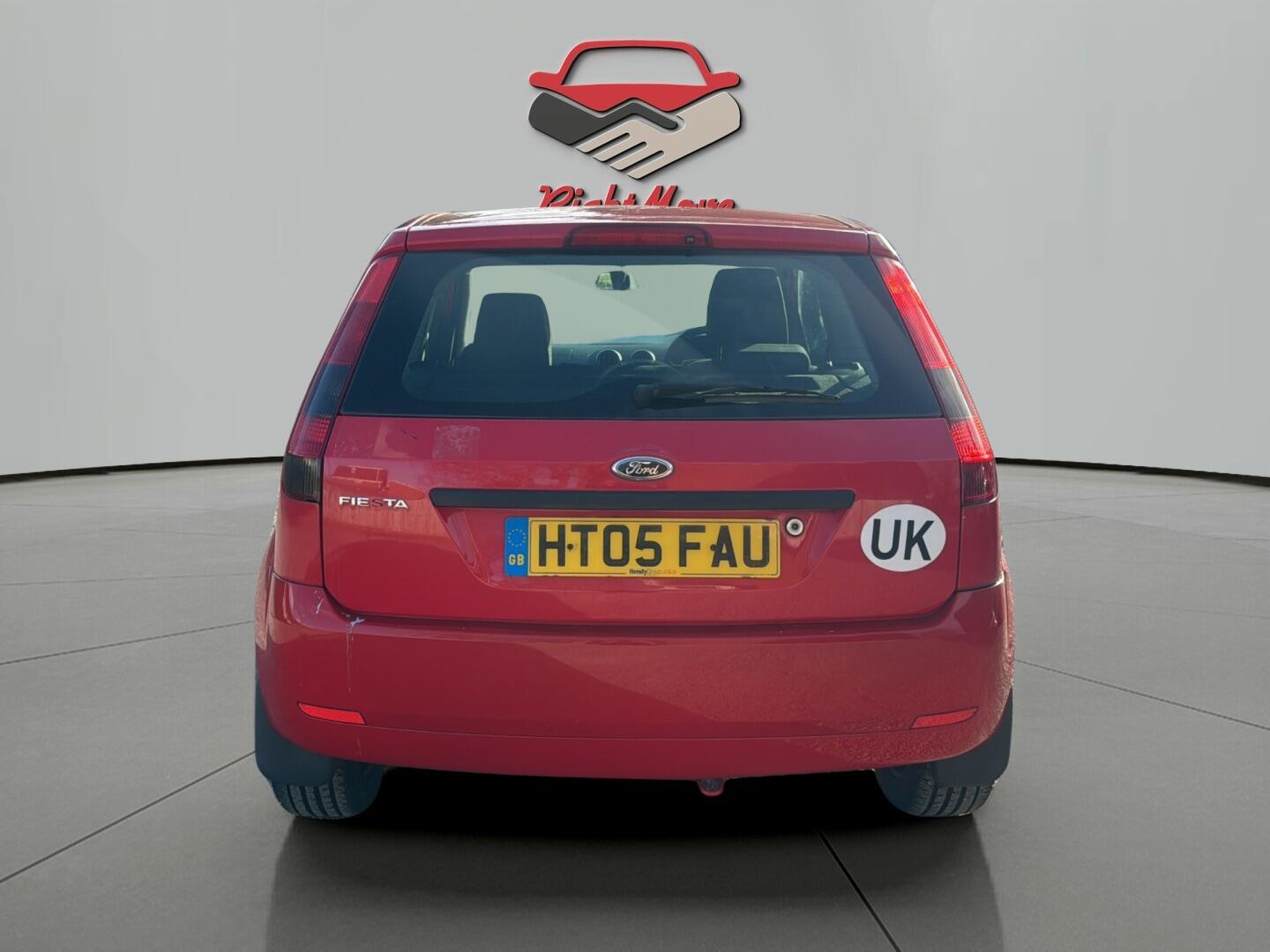 Used Ford Fiesta 2005 for sale - 77838861: Photo 4