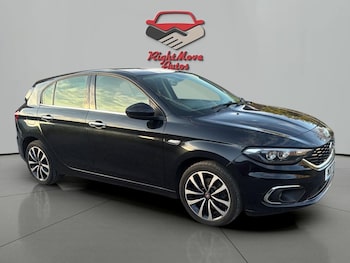 Used Fiat Tipo 2017 for sale - 76671204: Photo