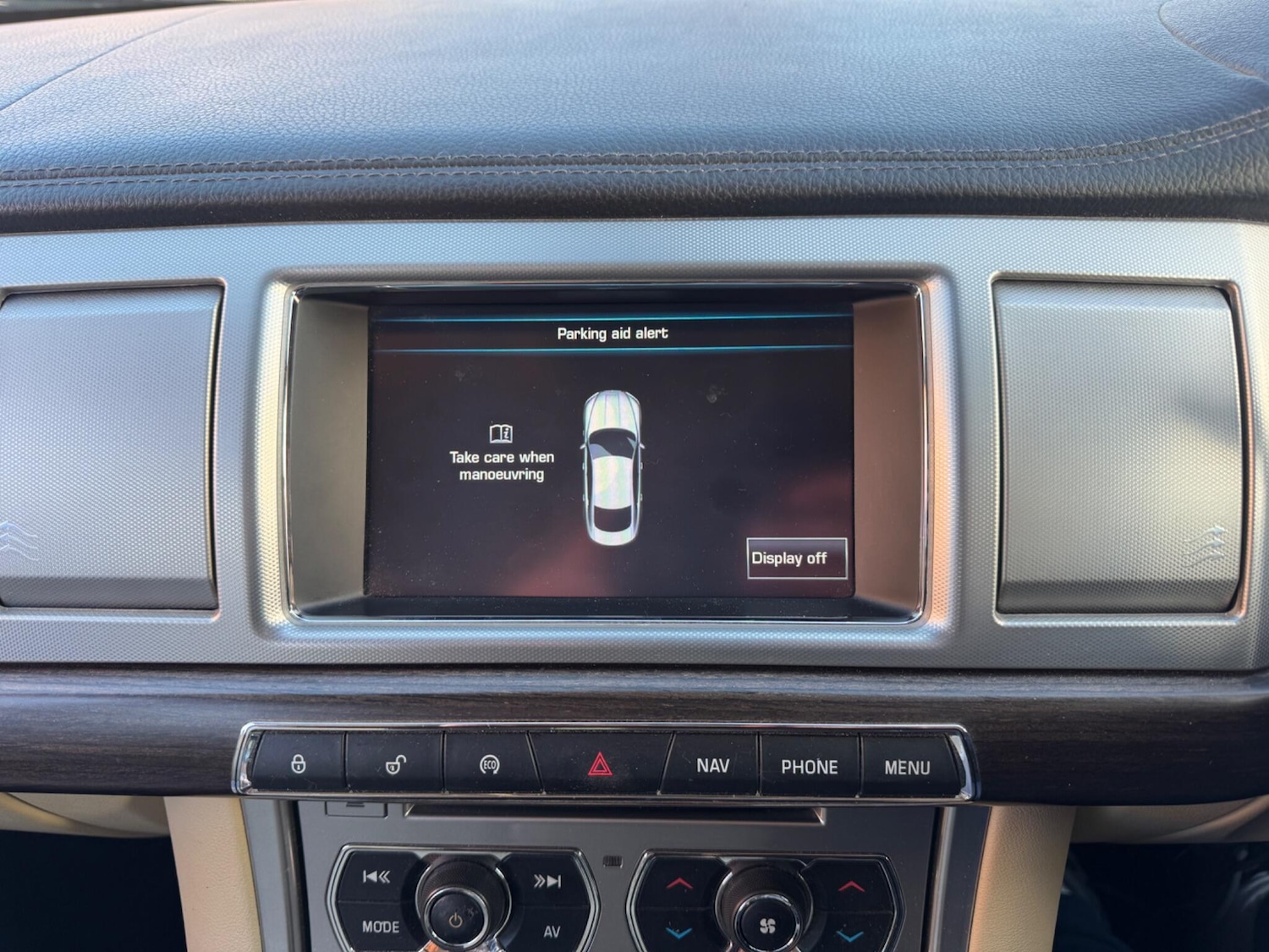 Used Jaguar XF 2011 for sale - 77050154: Photo 22