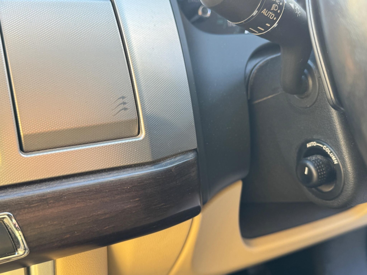 Used Jaguar XF 2011 for sale - 77050154: Photo 24