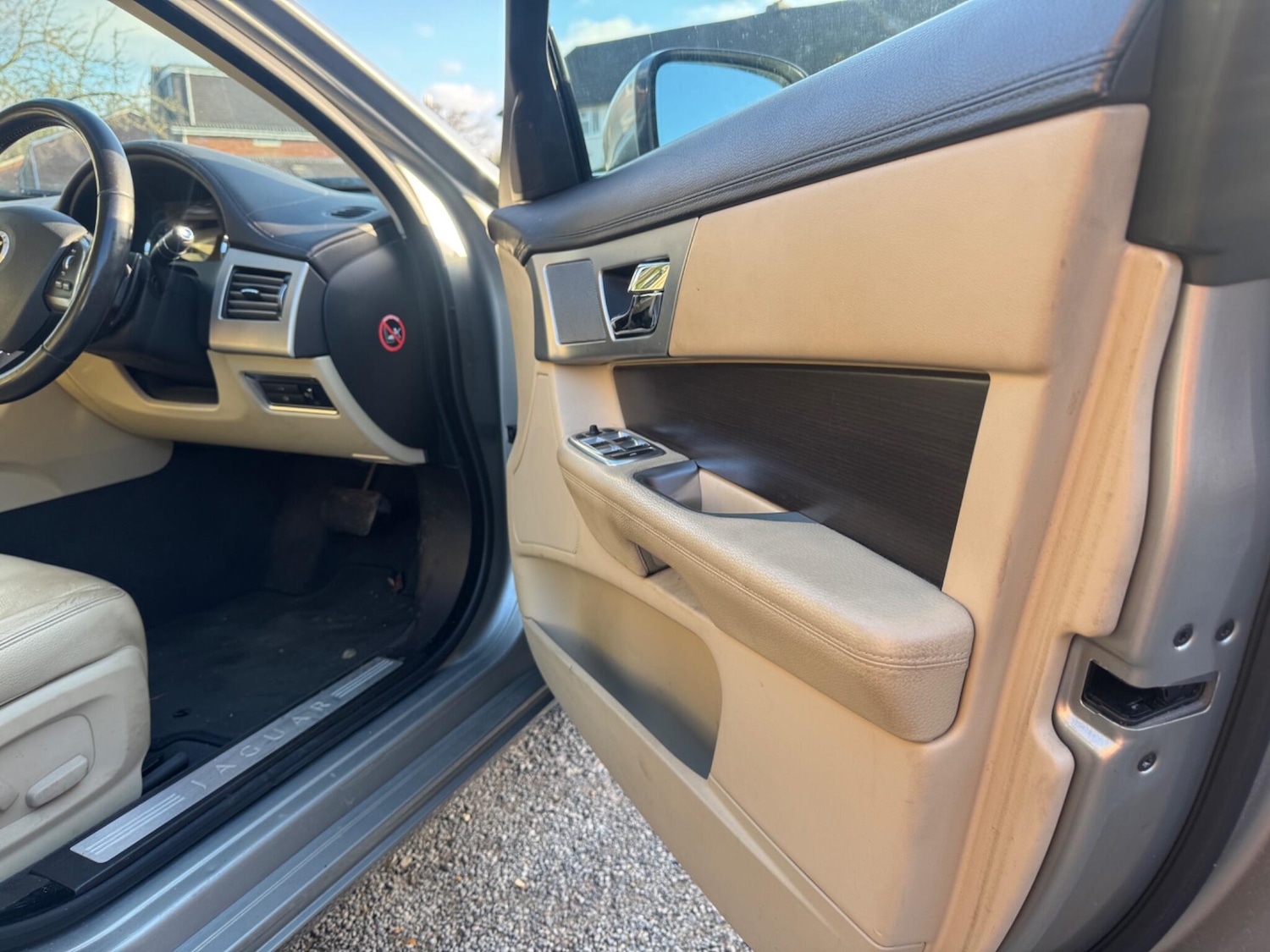 Used Jaguar XF 2011 for sale - 77050154: Photo 25