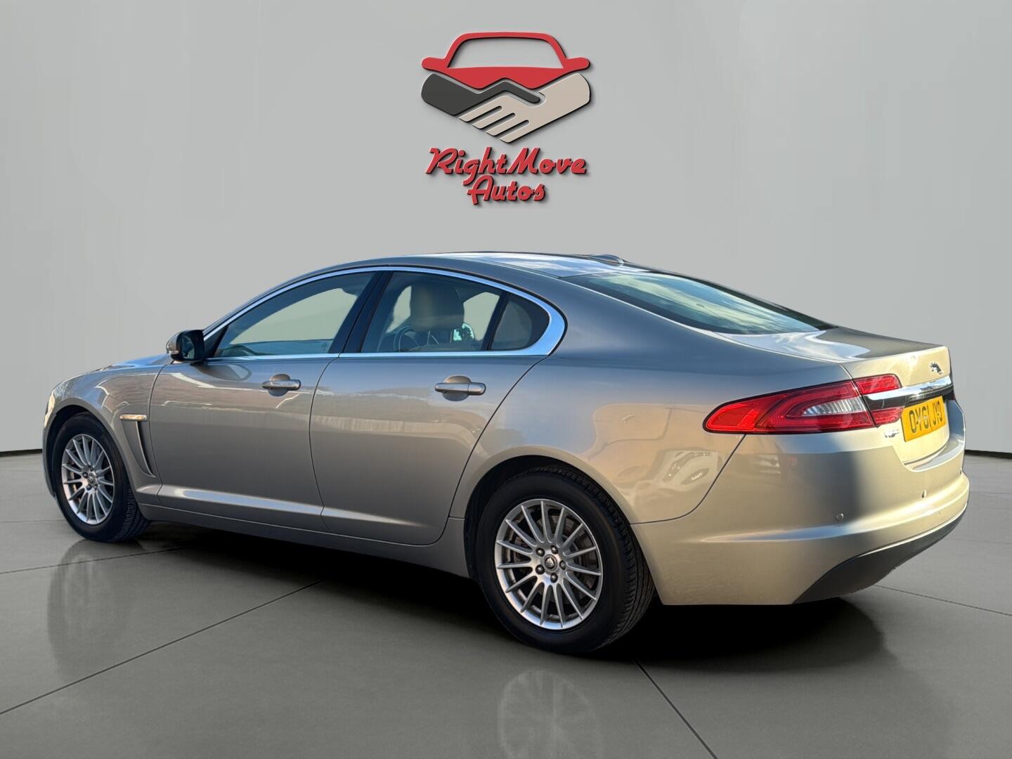 Used Jaguar XF 2011 for sale - 77050154: Photo 3