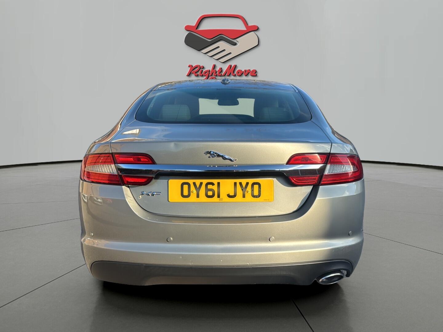 Used Jaguar XF 2011 for sale - 77050154: Photo 4