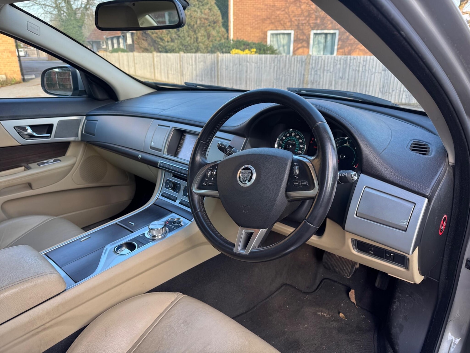 Used Jaguar XF 2011 for sale - 77050154: Photo 9