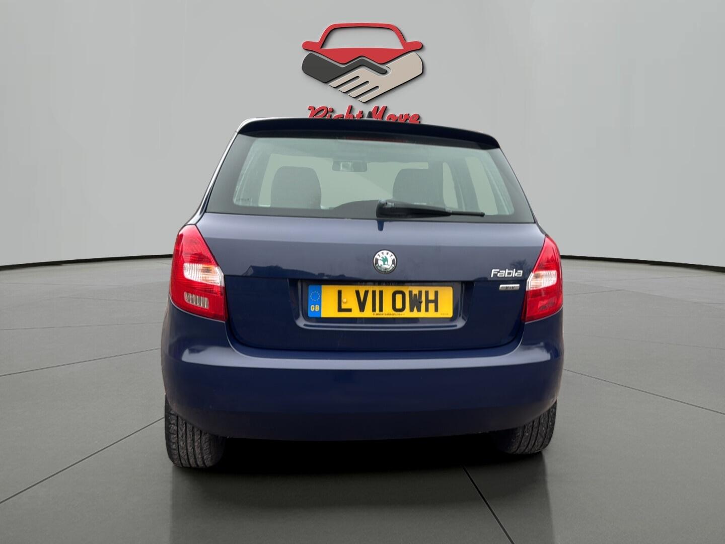 Used Skoda Fabia 2011 for sale - 77807870: Photo 8