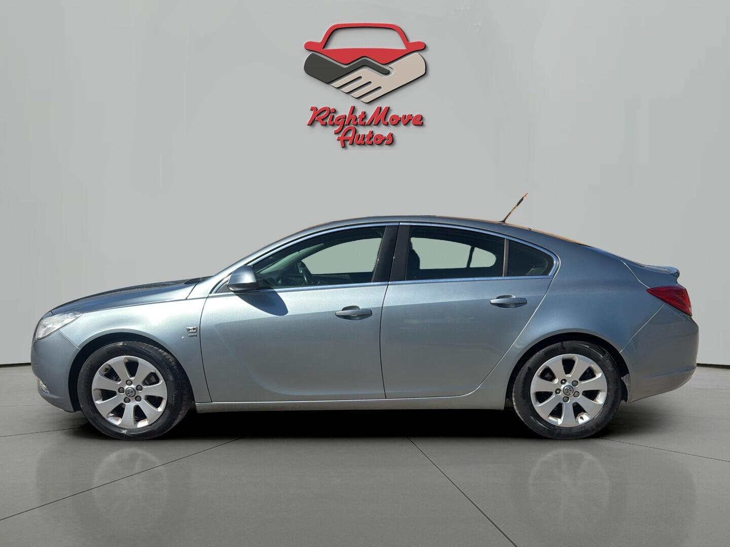 Used Vauxhall Insignia 2011 for sale - 78156529: Photo 2