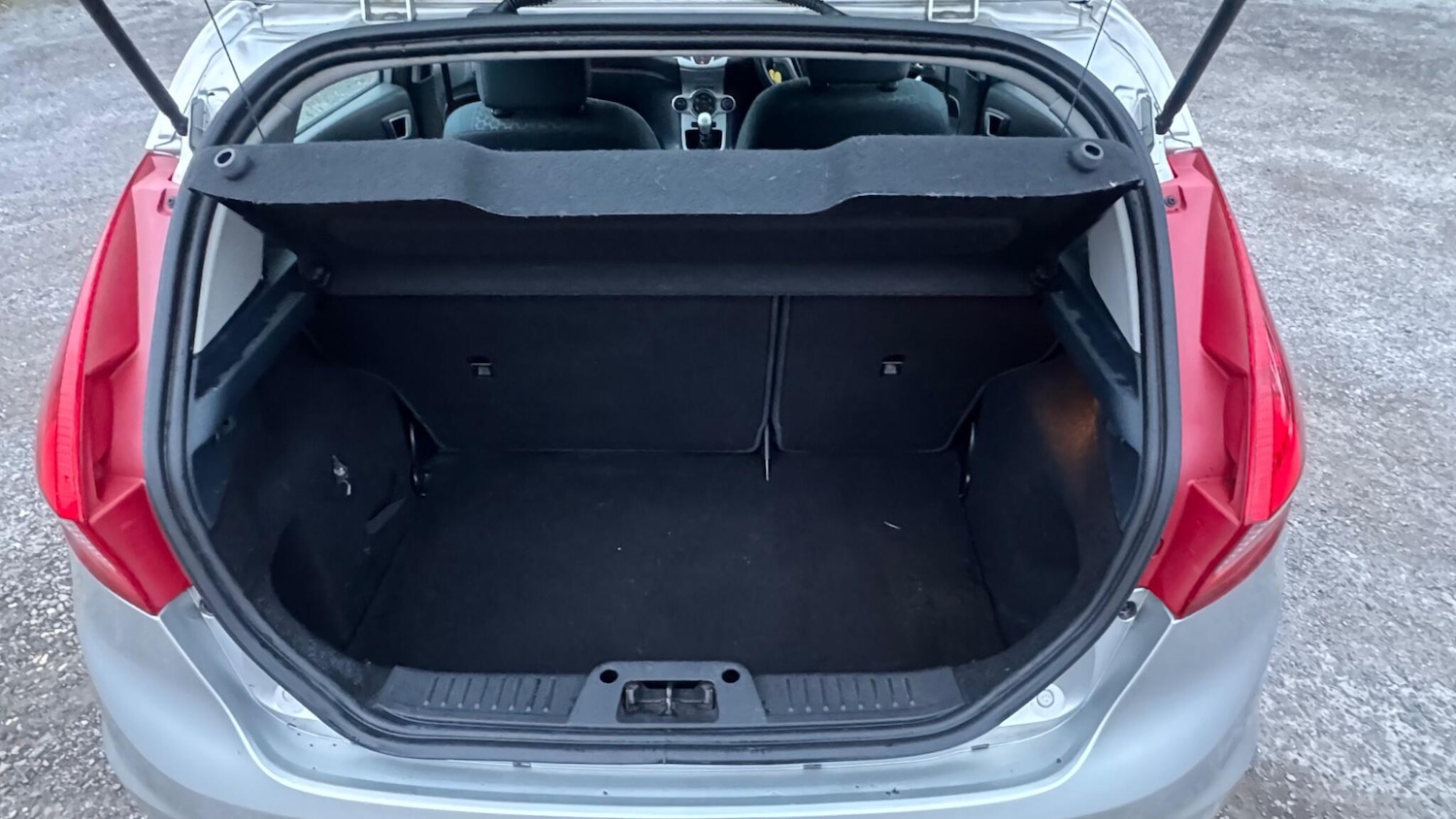 Used Ford Fiesta 2012 for sale - 76528039: Photo 12