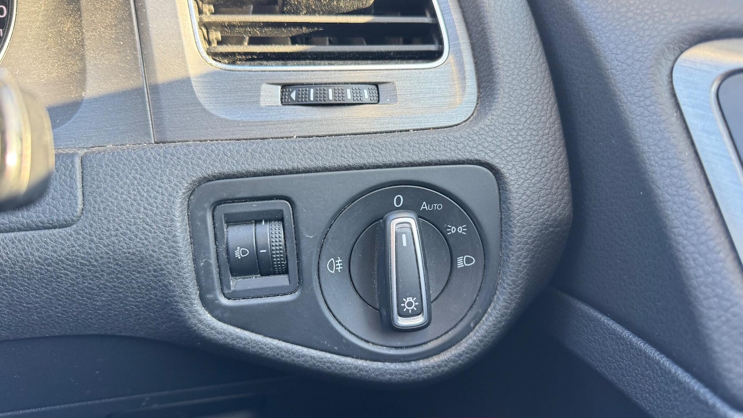 Used Volkswagen Golf 2013 for sale - 77898209: Photo 18