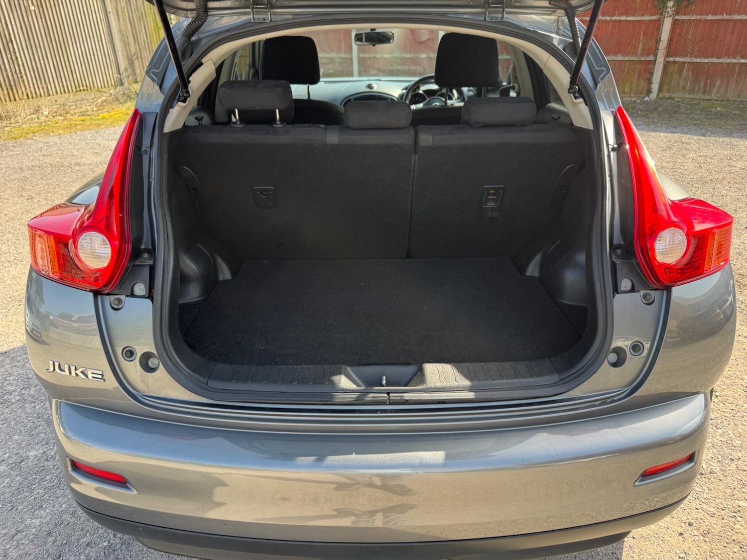 Used Nissan Juke 2011 for sale - 78170229: Photo 18