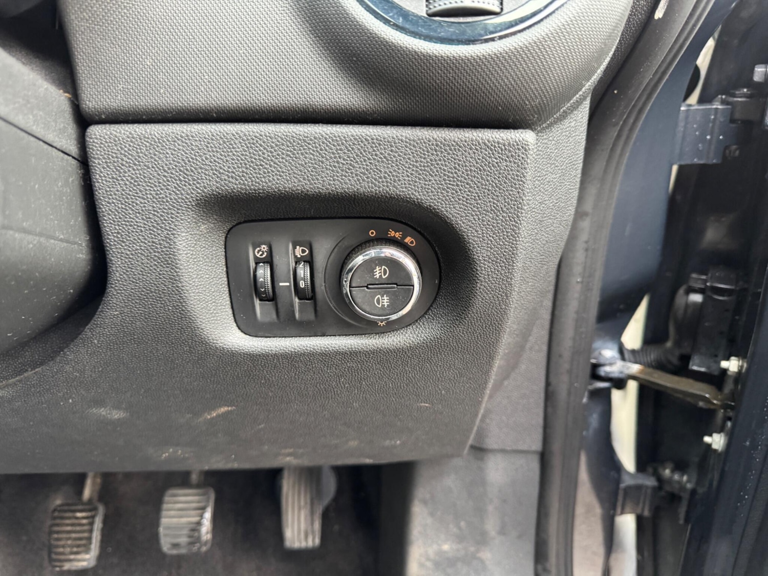 Used Vauxhall Corsa 2013 for sale - 77359043: Photo 10