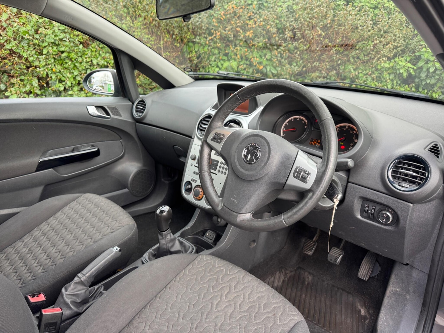 Used Vauxhall Corsa 2013 for sale - 77359043: Photo 9