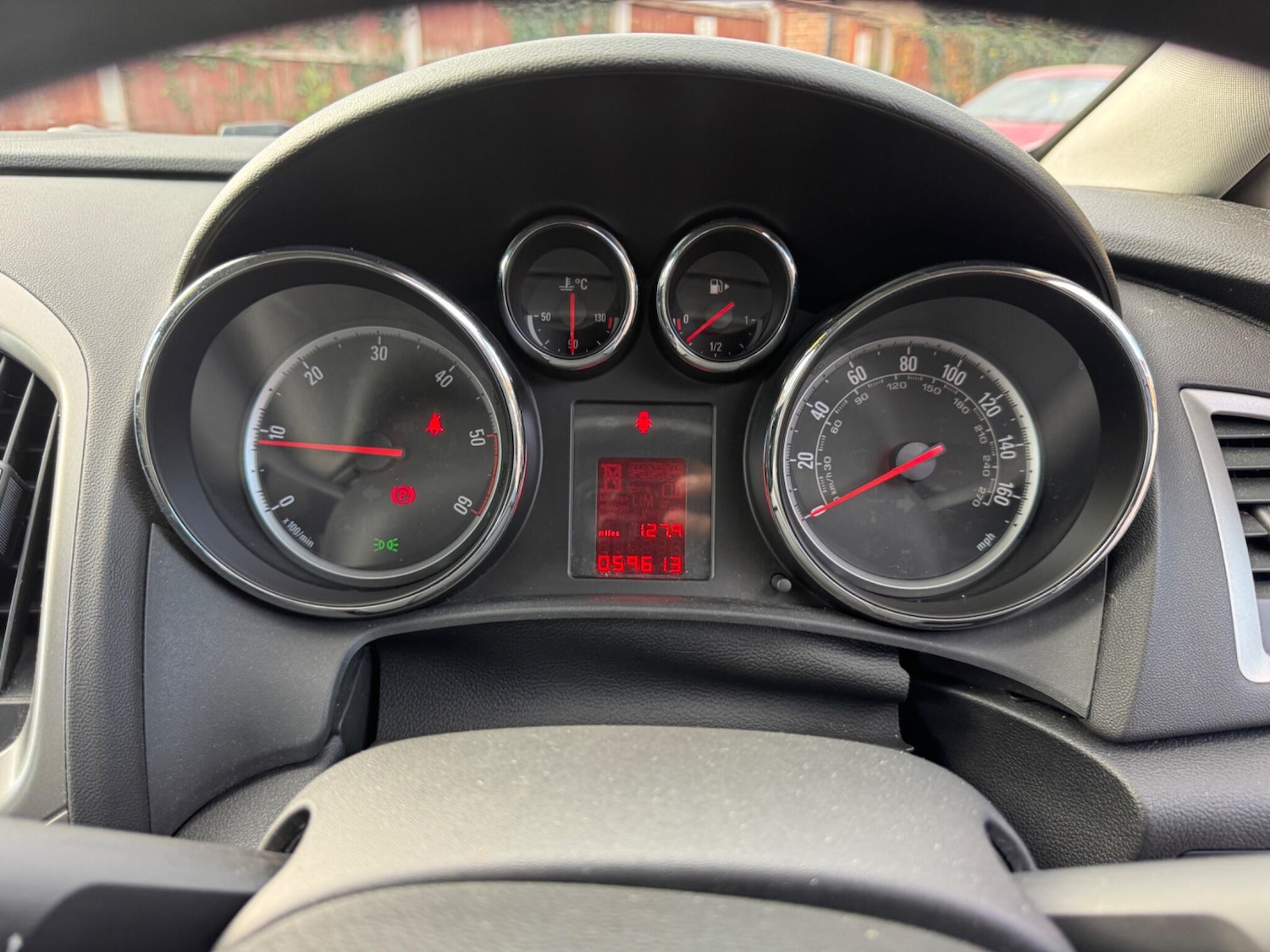 Used Vauxhall Astra 2011 for sale - 76360767: Photo 12