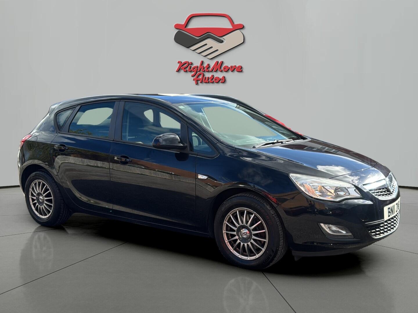 Used Vauxhall Astra 2011 for sale - 76360767: Photo 7