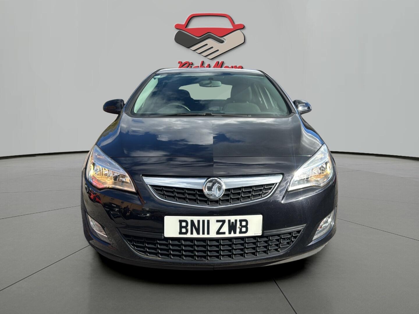 Used Vauxhall Astra 2011 for sale - 76360767: Photo 8