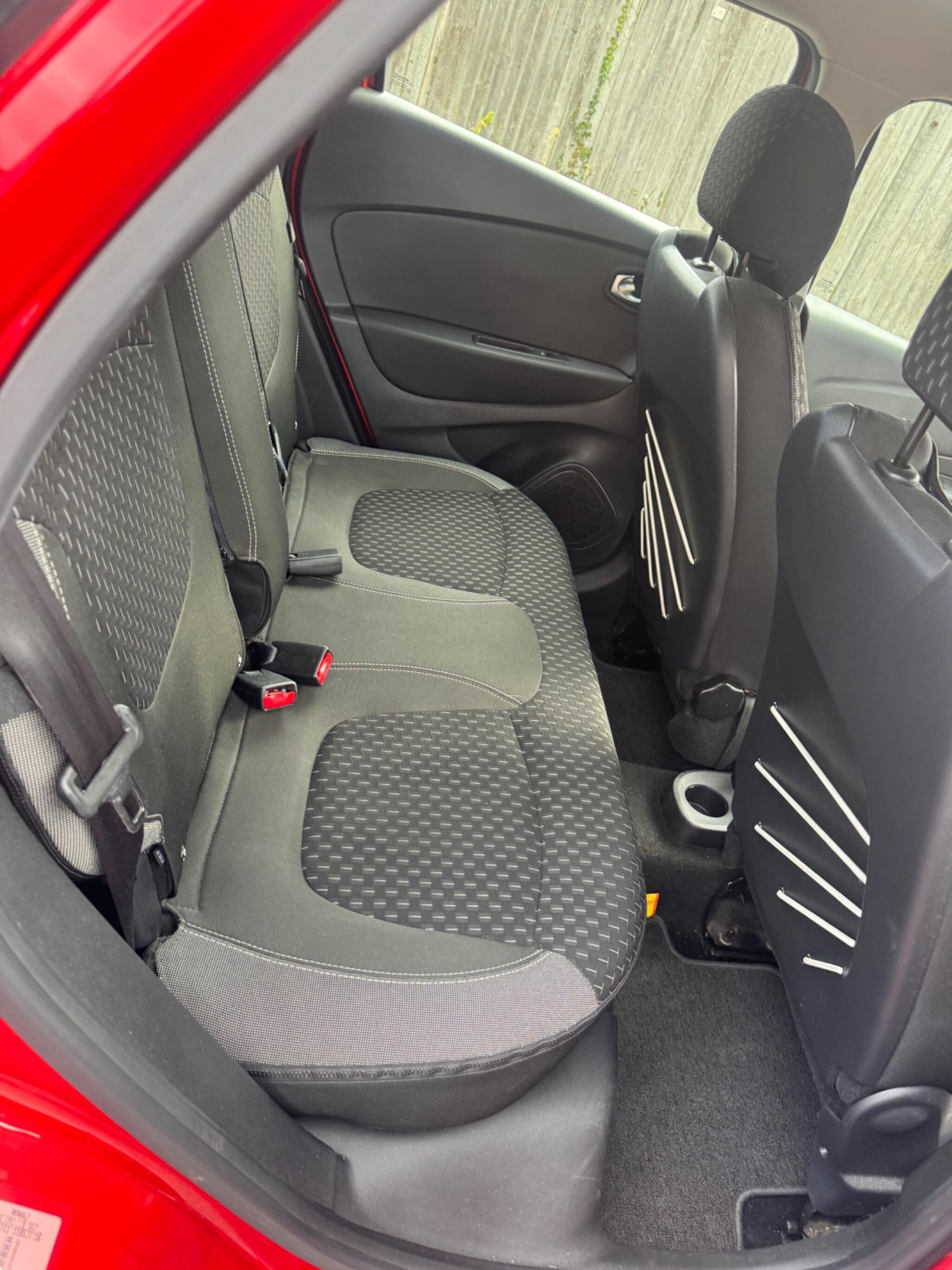 Used Renault Captur 2017 for sale - 76349349: Photo 20