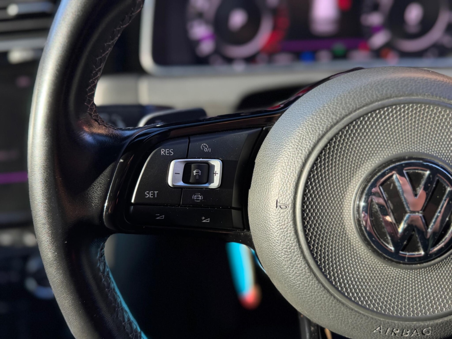 Used Volkswagen Golf 2017 for sale - 77163337: Photo 21