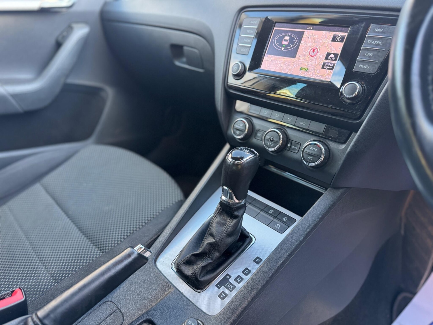 Used Skoda Octavia 2015 for sale - 77015328: Photo 15