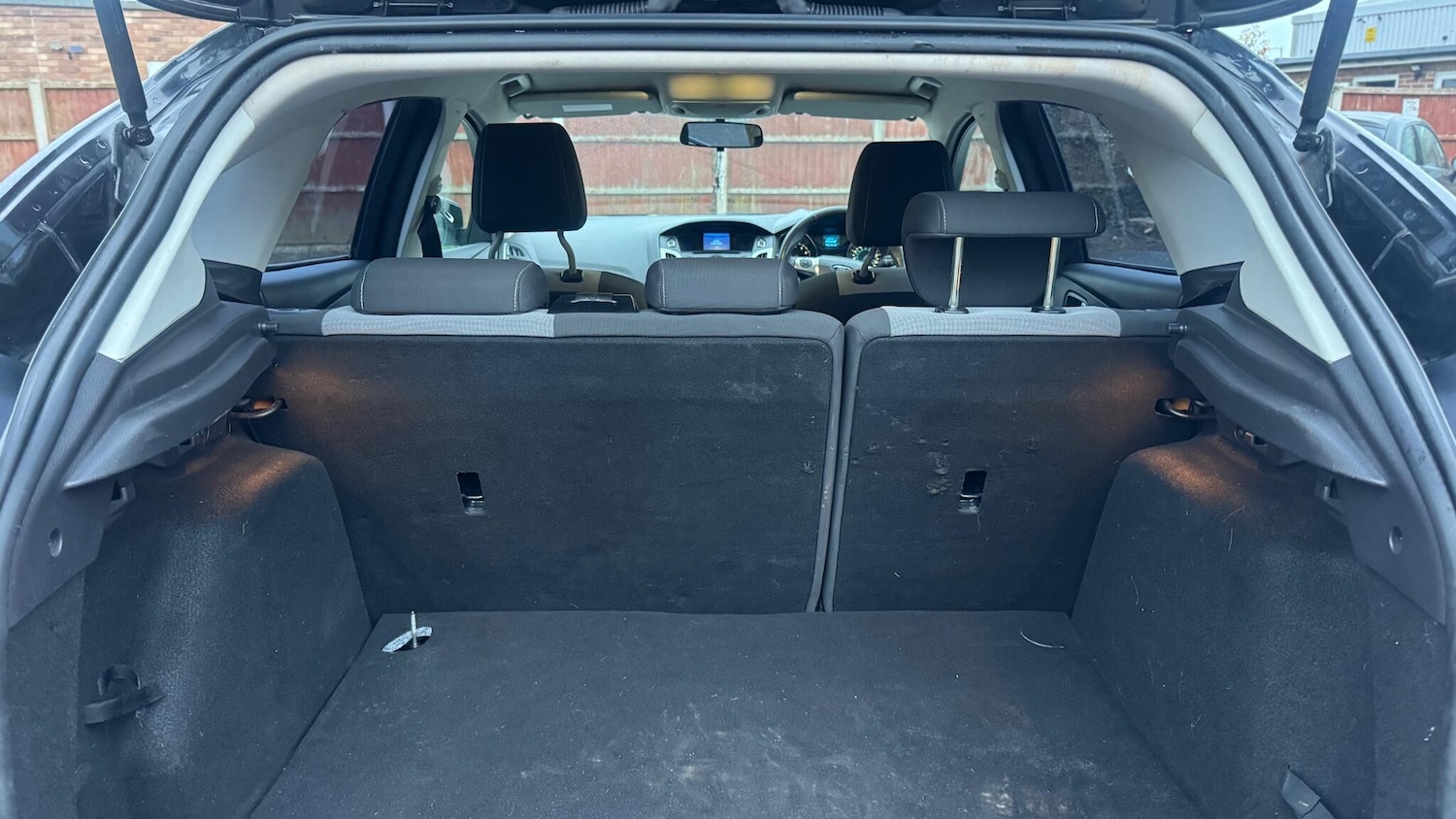 Used Ford Focus 2011 for sale - 78007586: Photo 13