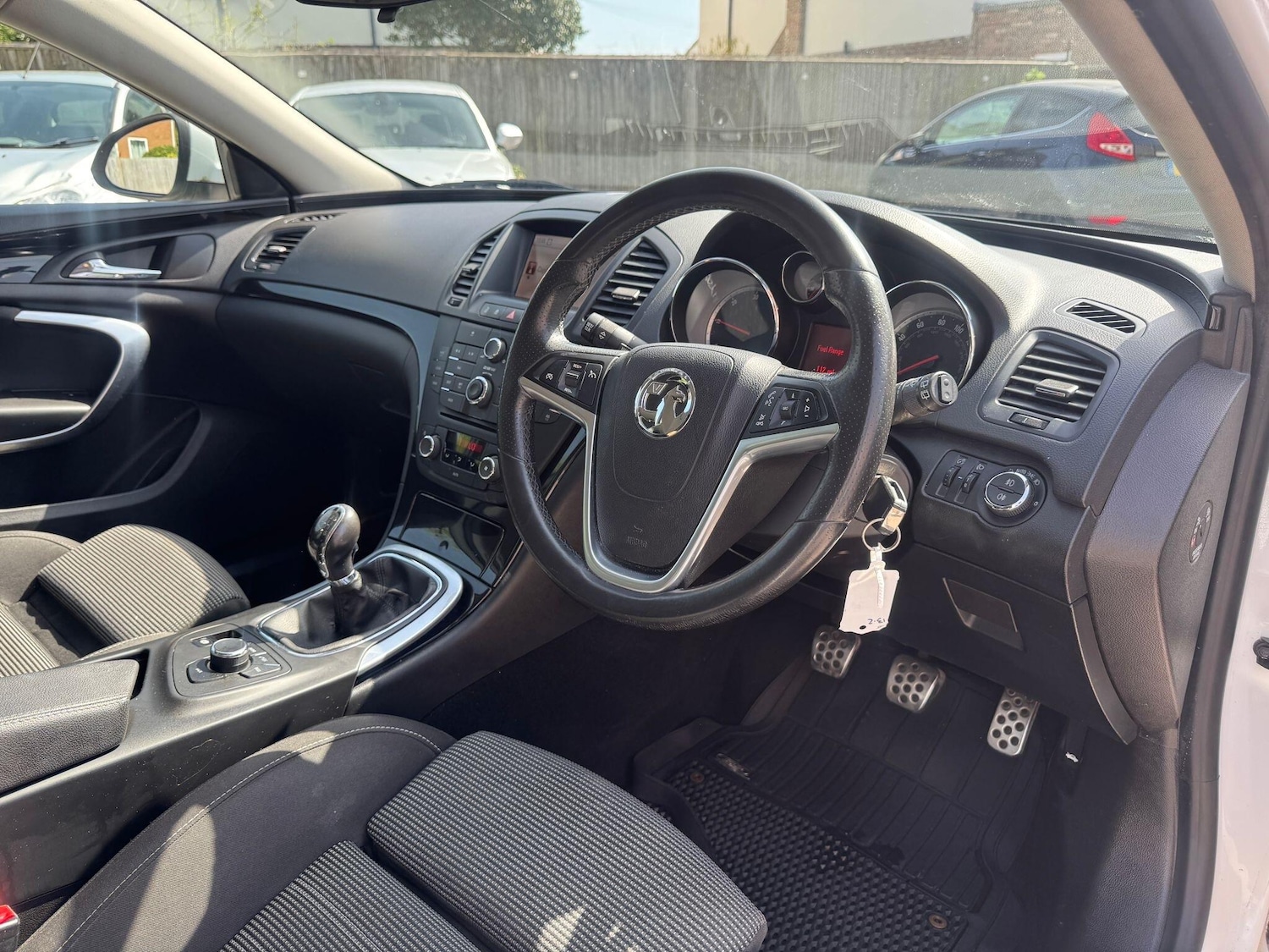 Used Vauxhall Insignia 2011 for sale - 78171530: Photo 10