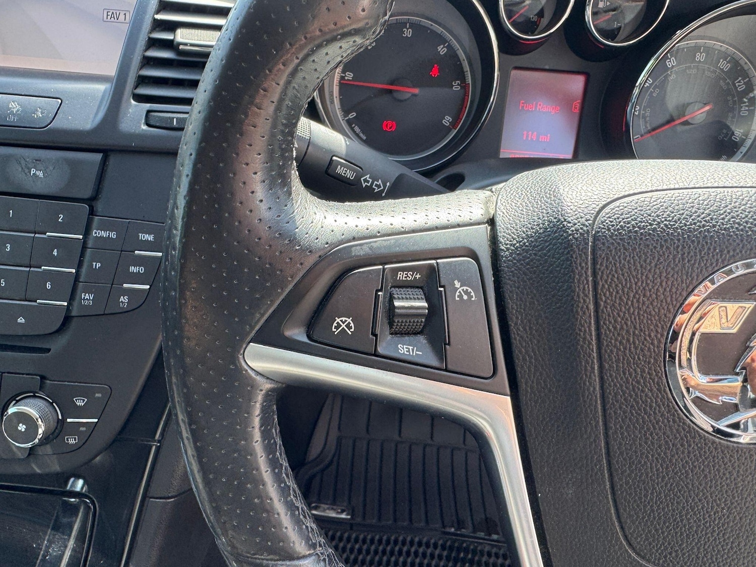 Used Vauxhall Insignia 2011 for sale - 78171530: Photo 16