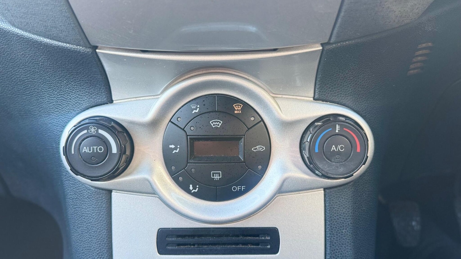 Used Ford Fiesta for sale - 77321032: Photo 15