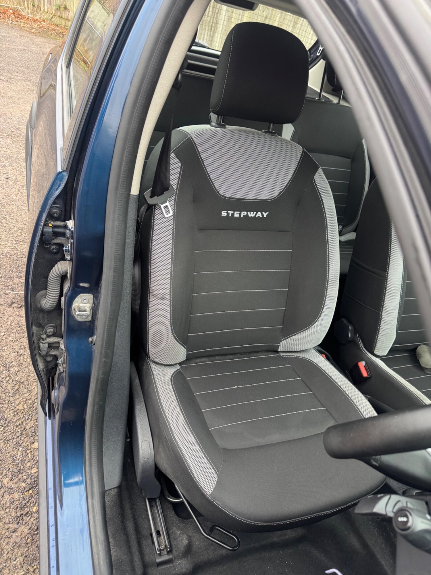 Used Dacia Sandero Stepway 2018 for sale - 77162809: Photo 19