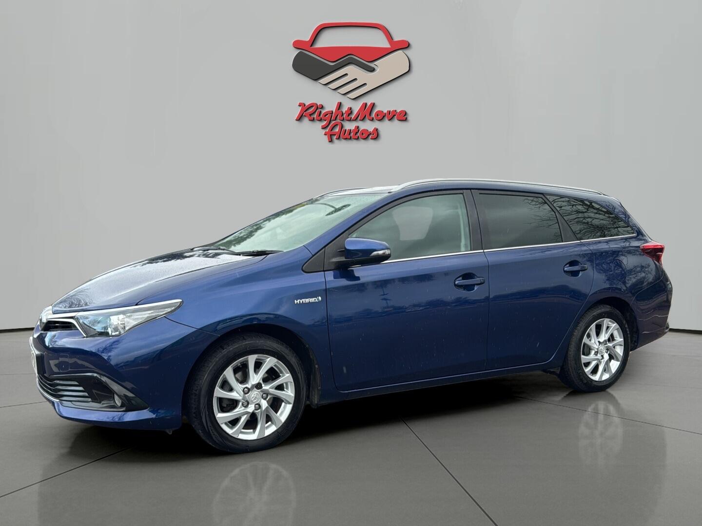 Used Toyota Auris 2015 for sale - 77645985: Photo 1