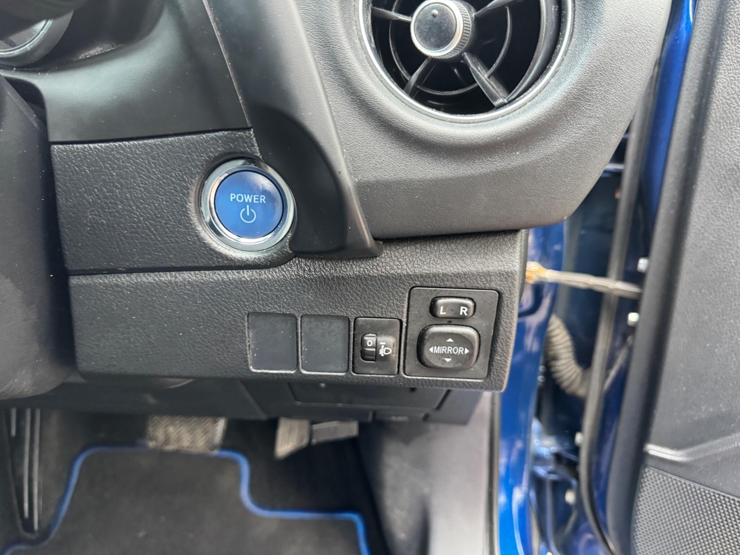 Used Toyota Auris 2015 for sale - 77645985: Photo 11