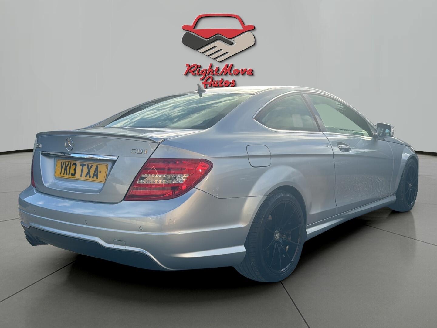 Used Mercedes-Benz C Class 2013 for sale - 76899123: Photo 5