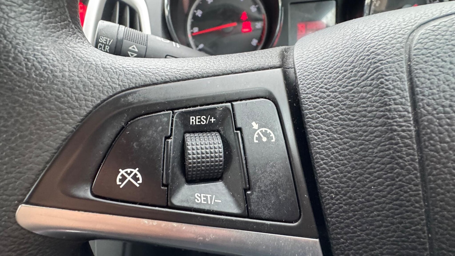 Used Vauxhall Astra 2010 for sale - 76550883: Photo 20