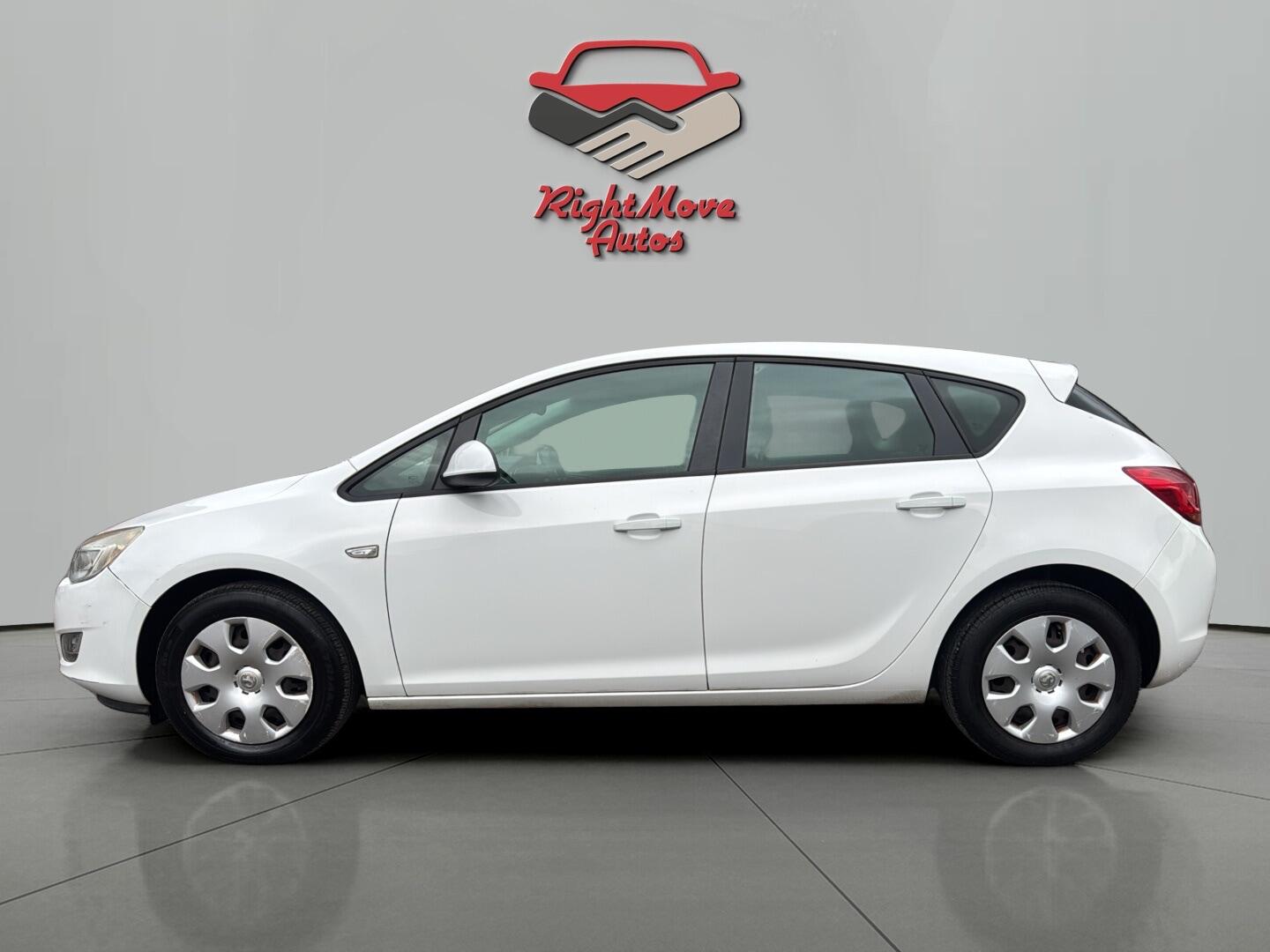 Used Vauxhall Astra 2010 for sale - 76550883: Photo 6