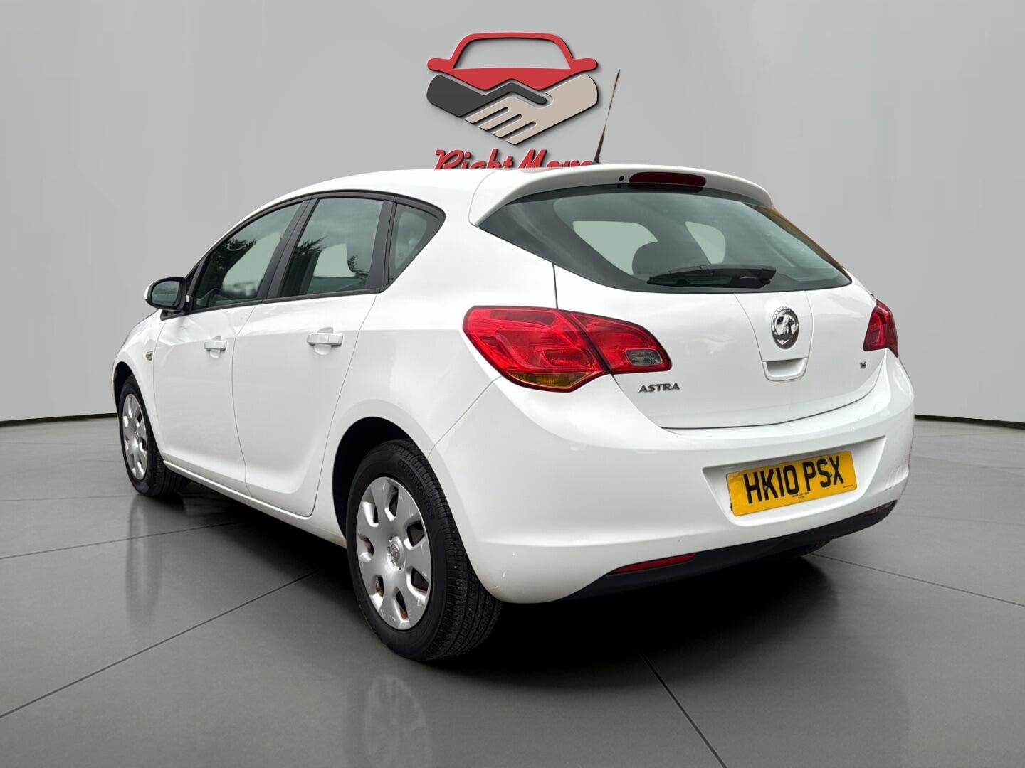Used Vauxhall Astra 2010 for sale - 76550883: Photo 7