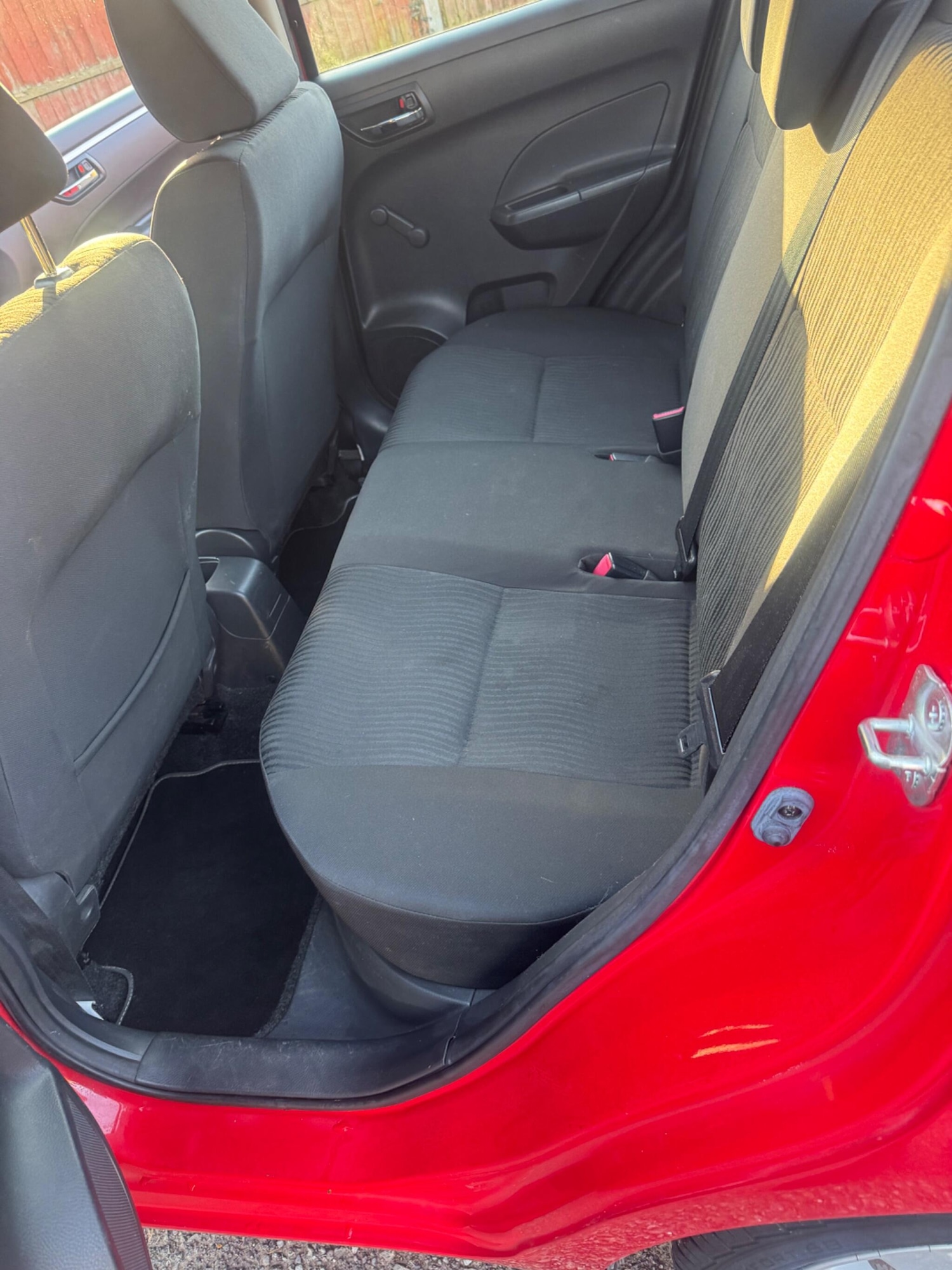 Used Suzuki Swift 2012 for sale - 77229800: Photo 17