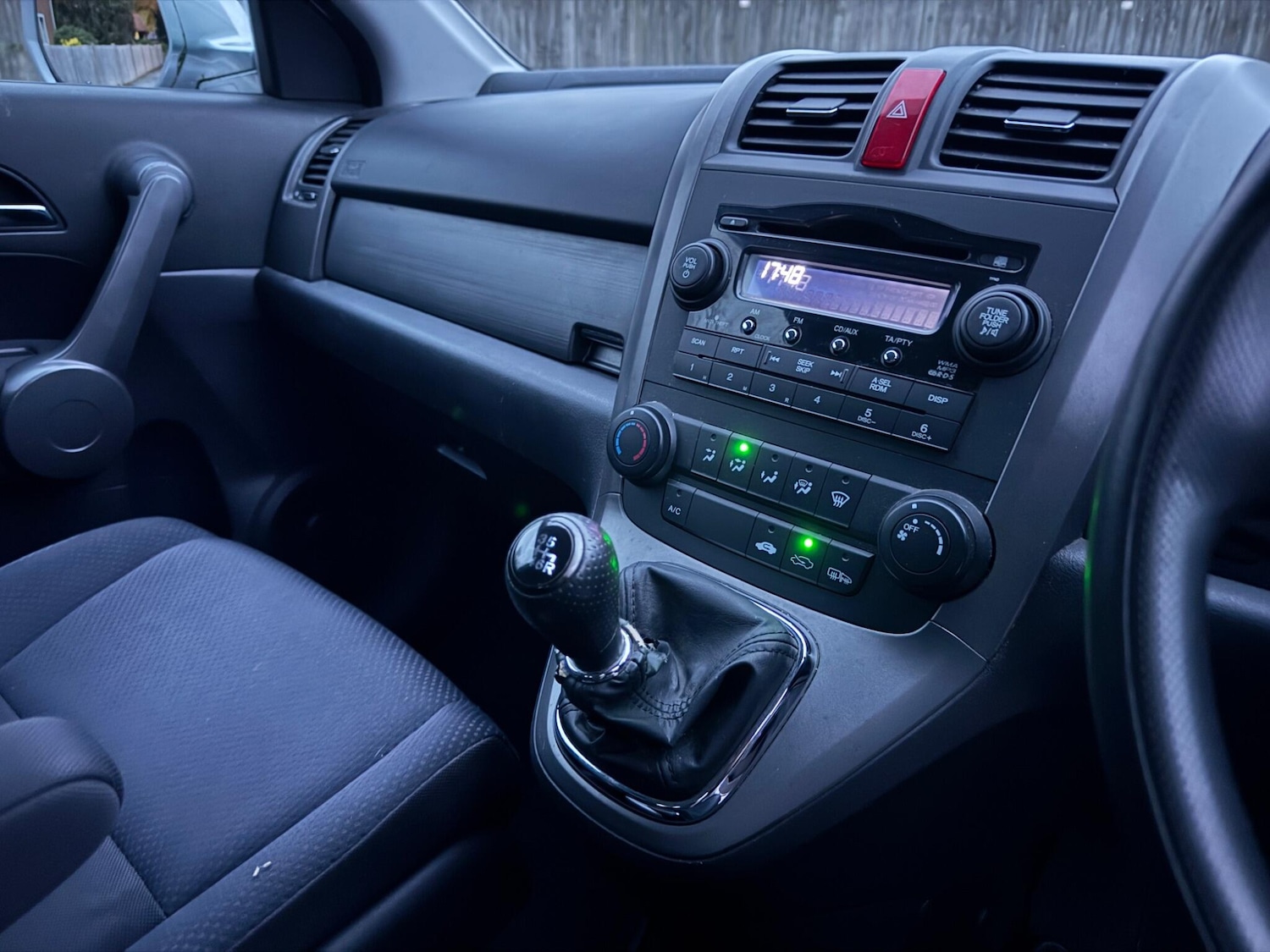 Used Honda CR-V 2009 for sale - 76473769: Photo 14