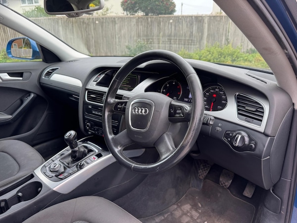 Used Audi A4 2009 for sale - 76314745: Photo 9