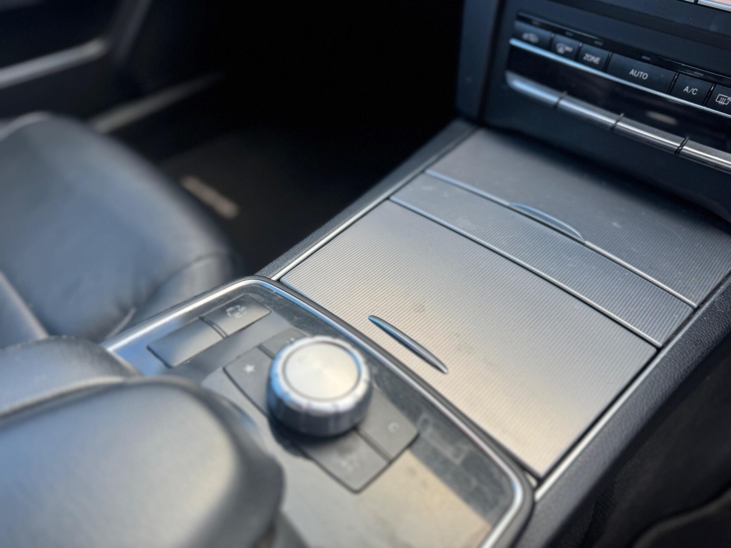 Used Mercedes-Benz E Class 2013 for sale - 76913460: Photo 16