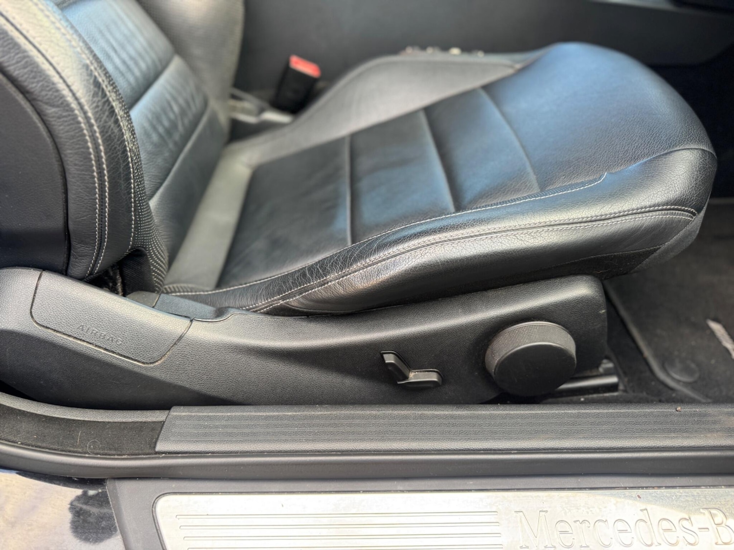 Used Mercedes-Benz E Class 2013 for sale - 76913460: Photo 18