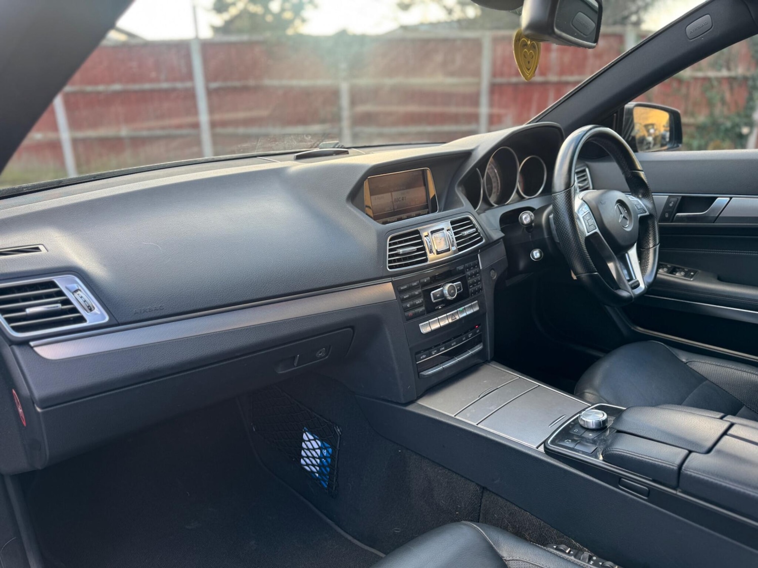 Used Mercedes-Benz E Class 2013 for sale - 76913460: Photo 23