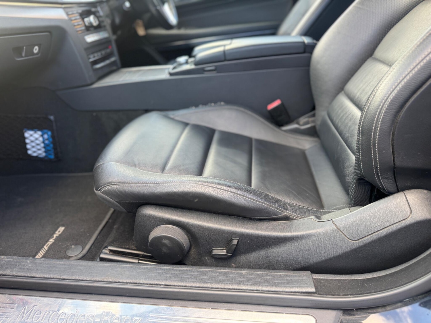 Used Mercedes-Benz E Class 2013 for sale - 76913460: Photo 24