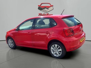 Used Volkswagen Polo 2015 for sale - 75809953: Photo