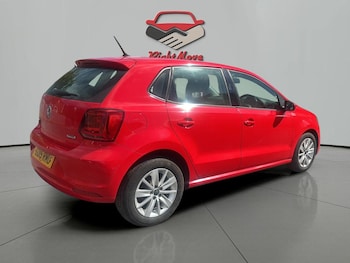 Used Volkswagen Polo 2015 for sale - 75809953: Photo