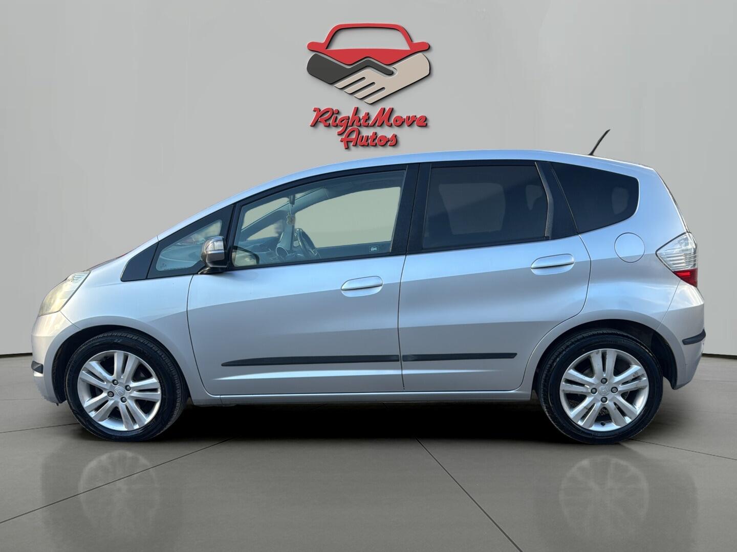 Used Honda Jazz 2010 for sale - 78085957: Photo 2