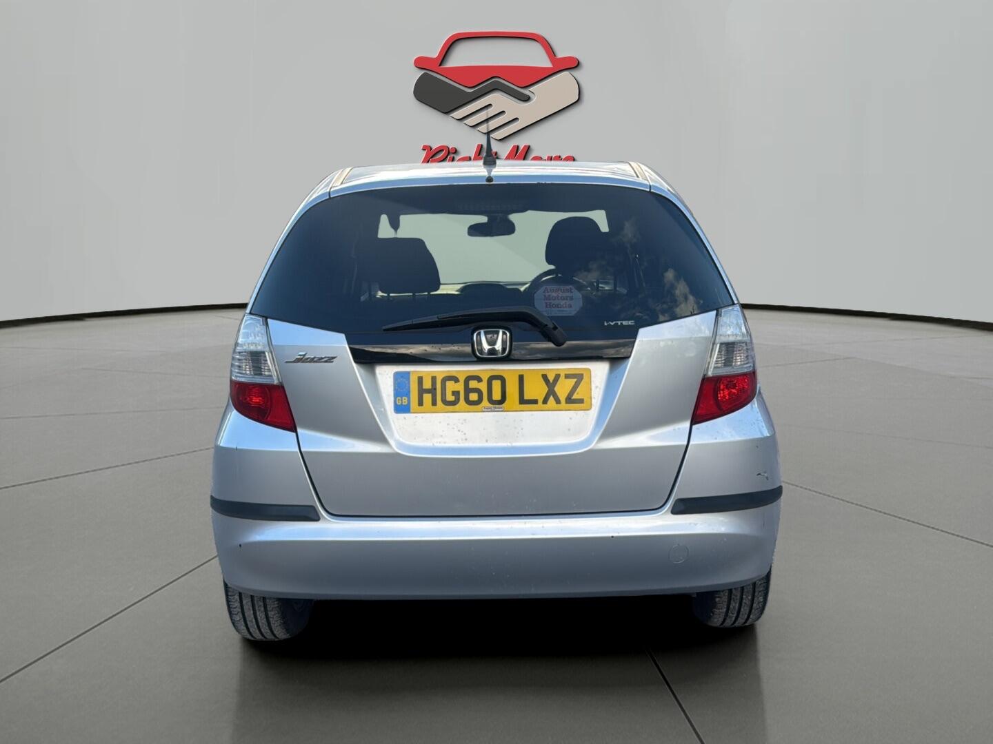 Used Honda Jazz 2010 for sale - 78085957: Photo 4