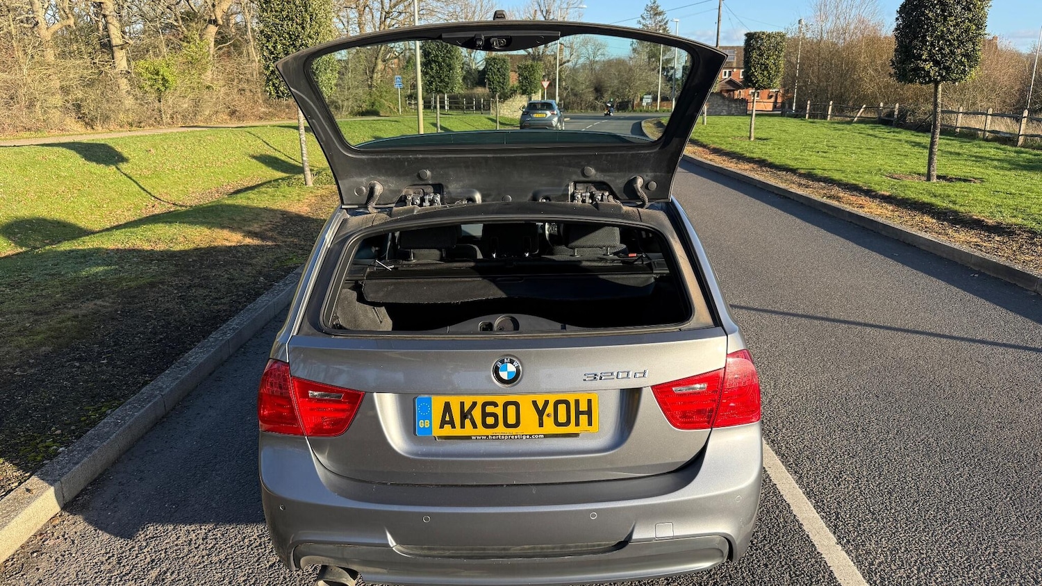 Used BMW 3 Series 2011 for sale - 77052477: Photo 14