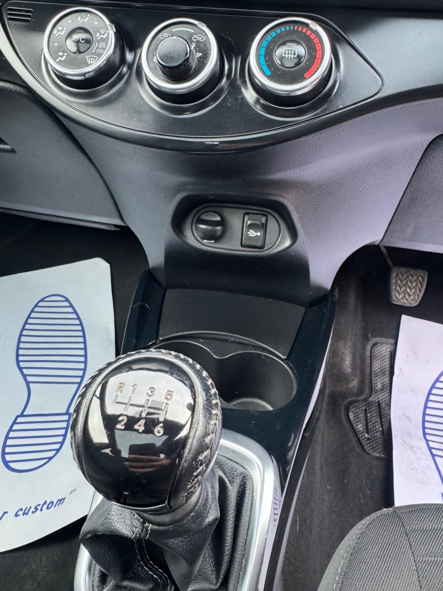 Used Toyota Yaris 2016 for sale - 76597253: Photo 14