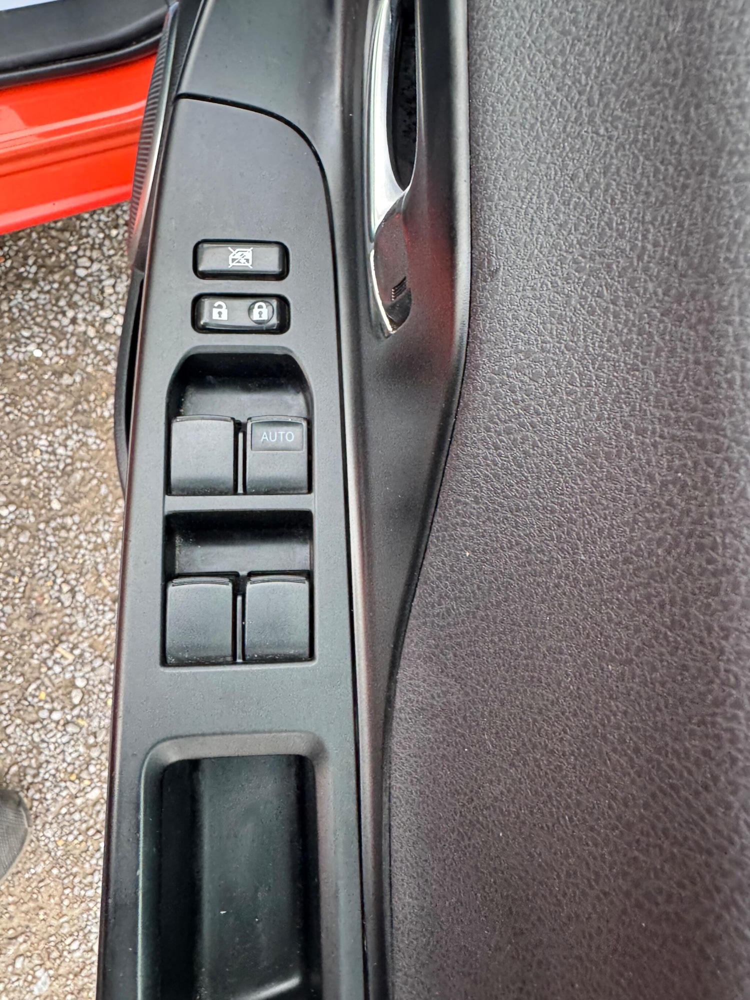 Used Toyota Yaris 2016 for sale - 76597253: Photo 16